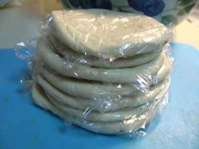 用冷冻法保存葱油饼的小妙招